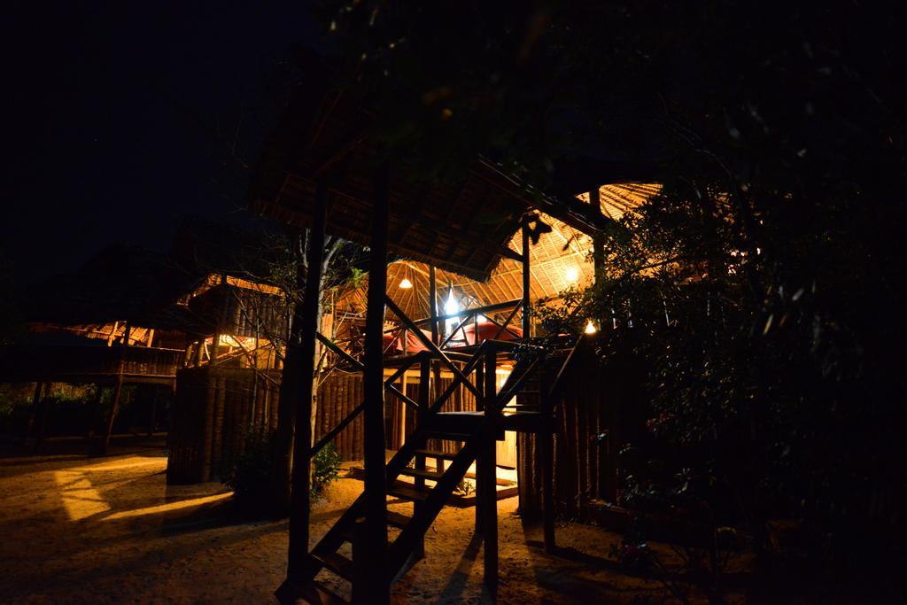 Simply Saadani Camp, A Tent With A View Safaris Mkwaja Экстерьер фото