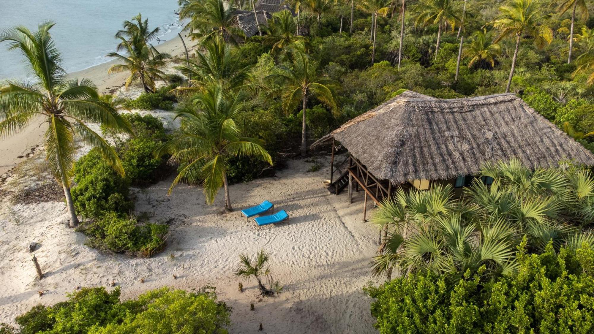 Simply Saadani Camp, A Tent With A View Safaris Mkwaja Экстерьер фото